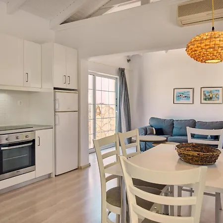 빌라 Kalliopi Periyali *